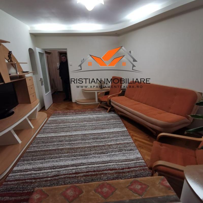 Apartament 3 camere, etaj 2, mobilat, utilat, Cetate! - Fotografie 1