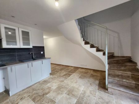 EXCLUSIVITE A SAINT SATURNIN LES AVIGNON - LOCATION MAISON DE 83 M² SURF HAB TERRAIN DE 186 M² - 3 CHAMBRES - Photo 5