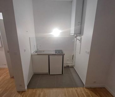 location Appartement T1 DE 28.4m² À PARIS - Photo 3