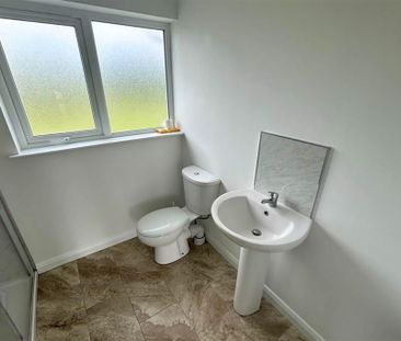 32 Skipperstone Drive, Bangor, BT19 7HU - Photo 5