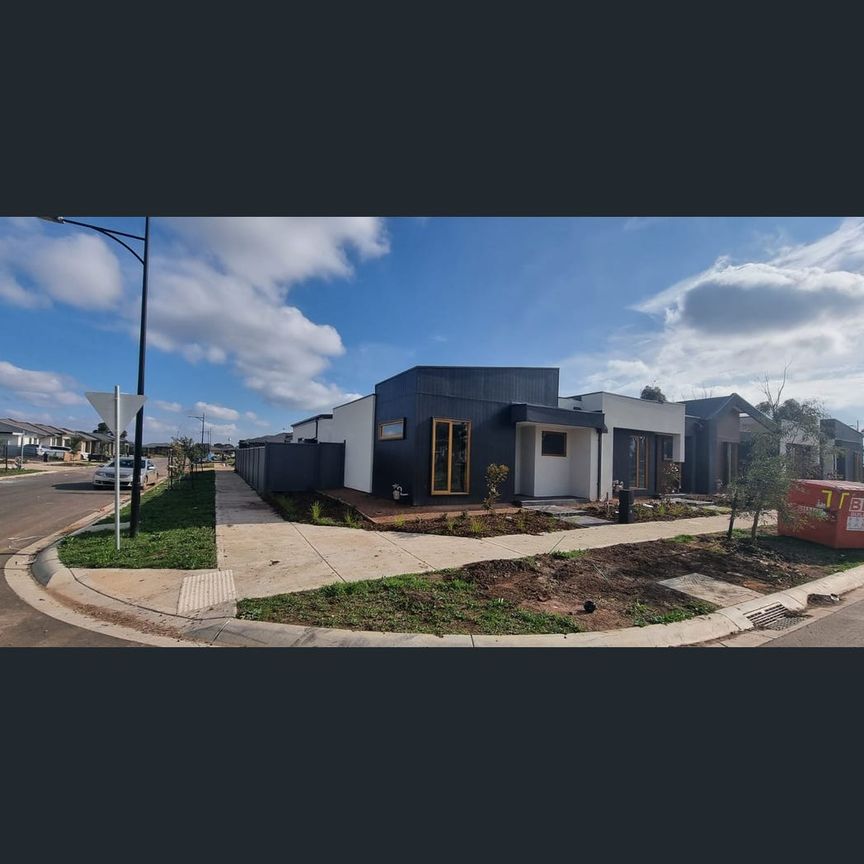 10 Sparrow Way, Winter Valley, Vic 3358 - Photo 1