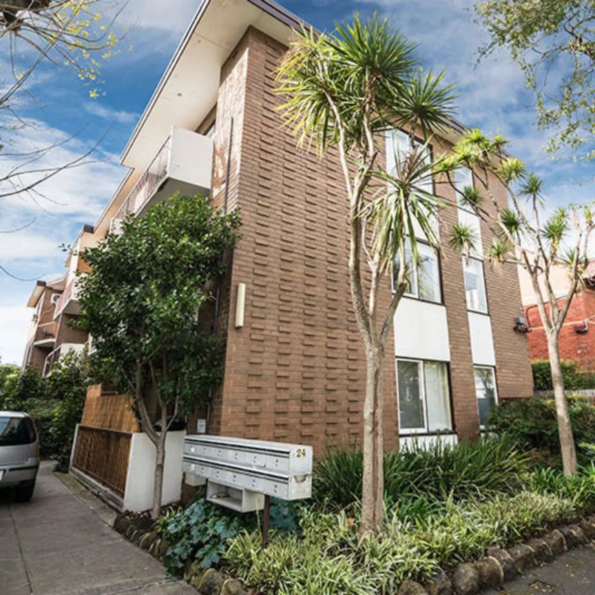 Position, Position, Position ! - Photo 1