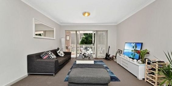 Two Bedroom Apartment with Spacious Living & Parking in the Heart of Randwick - Photo 3