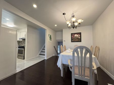 For Lease - 43 Sherwood Forest Drive Unit# Main Floor, Markham, Ontario - Photo 4
