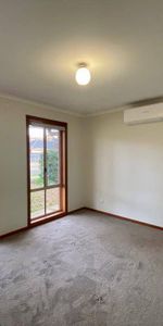 PERFECT QUIET STREET! - Photo 3