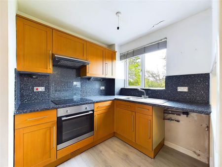 2 bedroom apartment to rent - Photo 2