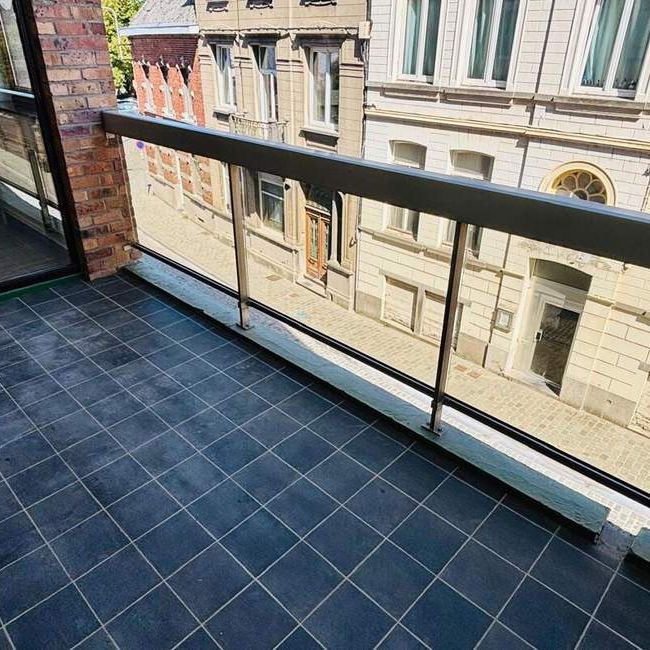 Appartement te huur in Lessines voor € 800 met 2 slaapkamers - Photo 1