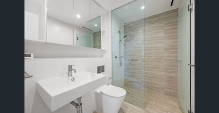 Nearly new 1 bedroom apartment. Just 2Minutes walk to Epping Station !!!! - Photo 3