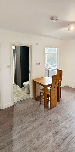 1 bedroom studio to rent Skelmersdale Road, Clacton-on-Sea, CO15 - Photo 1