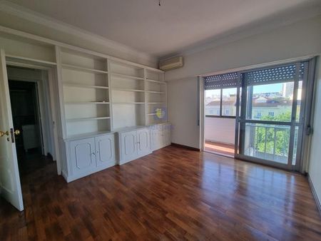 Apartamento T3 em Lisboa - Photo 2