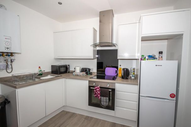 2 bedroom house share to rent - Photo 1