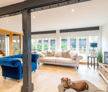 3 bedroom semi-detached house to rent - Photo 3