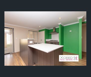 Modern Family Living Karnup - Photo 1