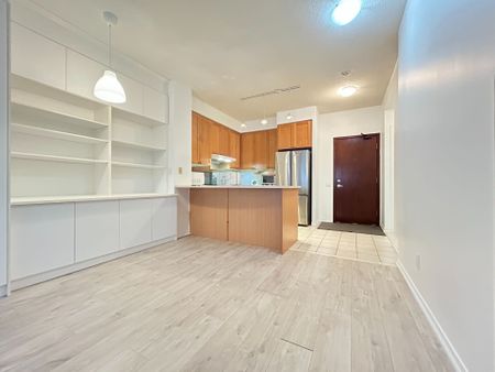 For Lease - 555 Yonge Street Unit# 215, Toronto, Ontario - Photo 5