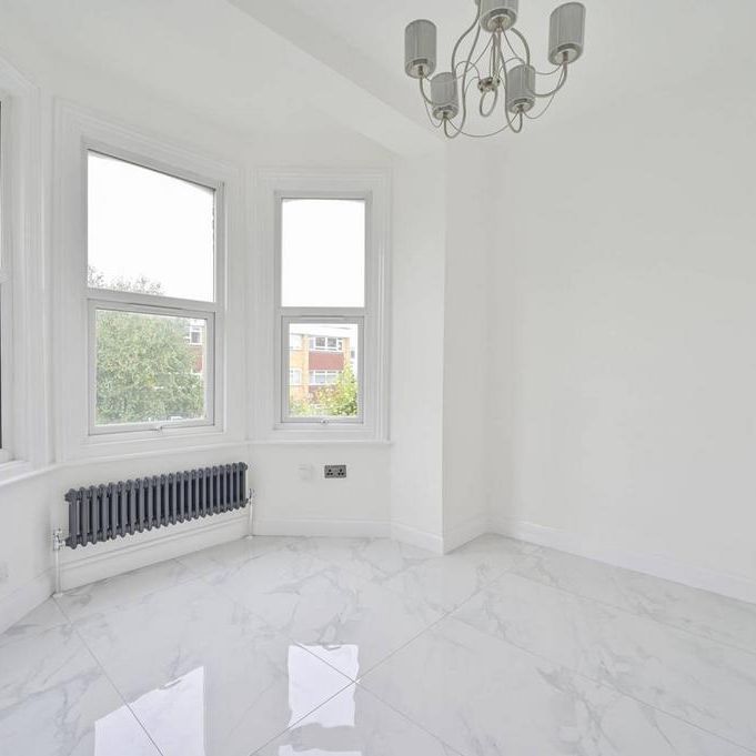 2 bedroom maisonette to rent - Photo 1