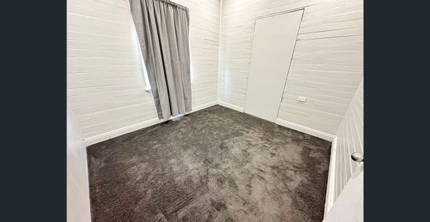 Cottage in Central Location - Photo 1