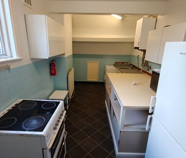 2 Bed Flat, Collegiate Crescent, S10 - Photo 6