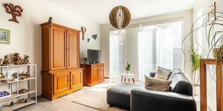 Appartement te huur in Ravels voor € 950 met 1 slaapkamer - Photo 2