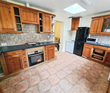 4 bedroom house to rent - Photo 2