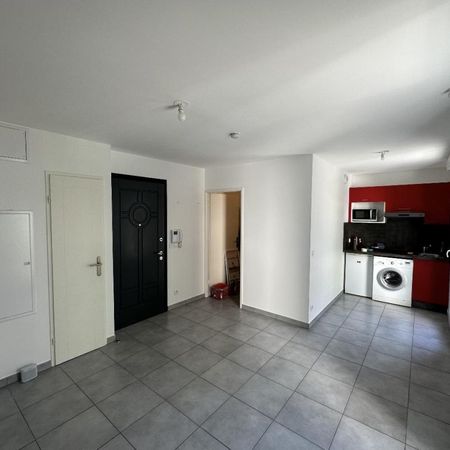 Location Appartement 1 pièce 22m² CHAMBERY 73000 - Photo 4