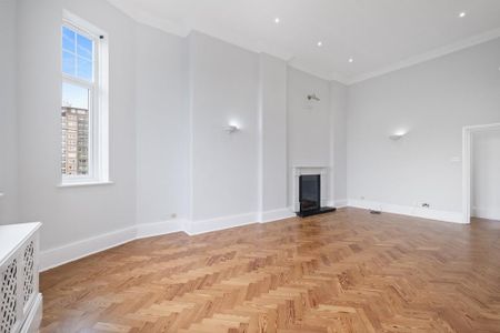 3 bedroom flat to rent - Photo 4