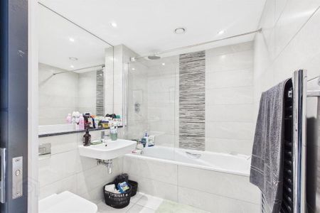 Apartment 26 The Gallery 71 Dublin Road, Belfast, BT2 7HG - Photo 4