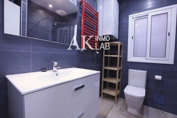 Piso de alquiler en Independencia, El Clot - Photo 1