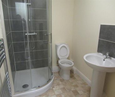 1 bedroom flat to rent - Photo 6
