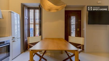 2 room luxury Flat for rent in Valencia - Photo 4