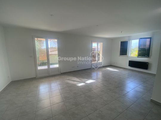 NIMES - CAREMEAU, - Photo 1