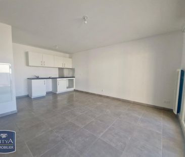 Location Appartement 2 pièces 44m² HYERES 83400 - Photo 3