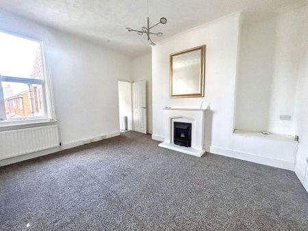 2 bed upper flat to rent in NE24 - Photo 5