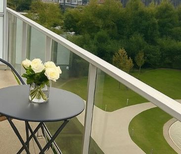 Appartement te huur in Roeselare voor € 799 met 2 slaapkamers - Photo 2