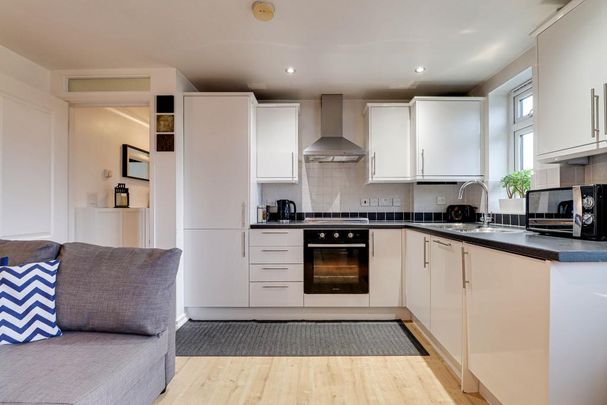 1 bedroom flat to rent - Photo 1