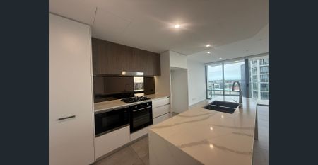 Coastal Luxury Living in the Heart of Tweed Heads & Coolangatta - Photo 3