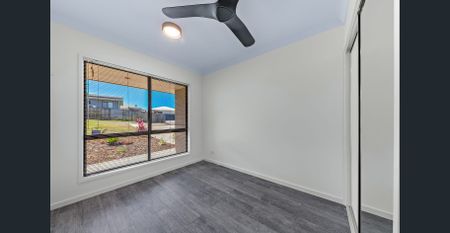 Family home in Whitsunday Greens! - Photo 5