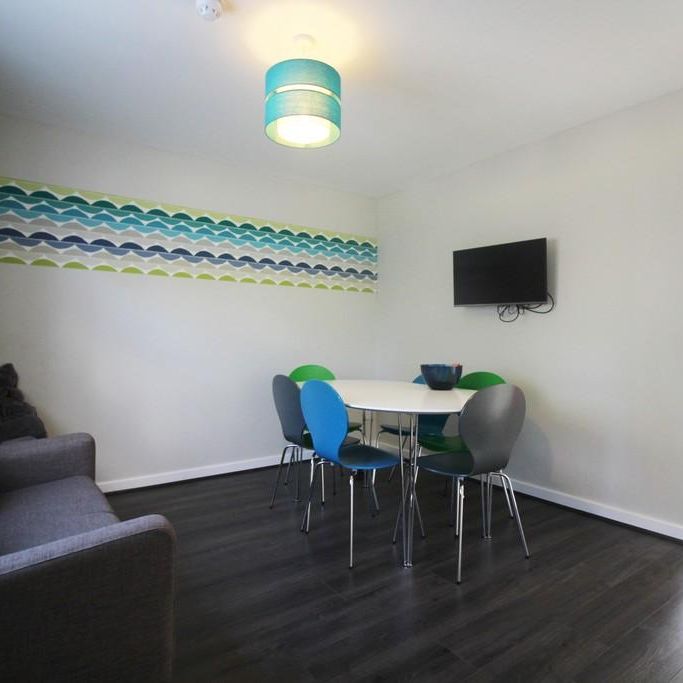 1 bedroom in a house share to rent - Photo 1