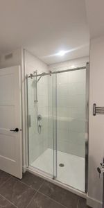 GRAND 4 ½ DISPONIBLE MAINTENANT - Photo 3