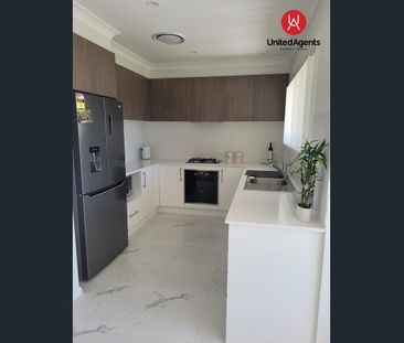 MASTER BUILT QUALITY HOME - Photo 4