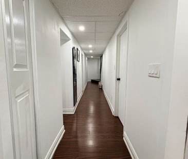 For Lease - 90 Archdekin Drive, Brampton, Ontario - Photo 6