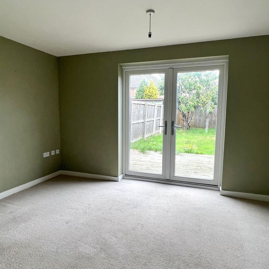 Kirkstall Road, Barnsley - Photo 1