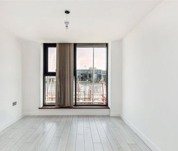 Kingfisher Heights, N17, London - Photo 1