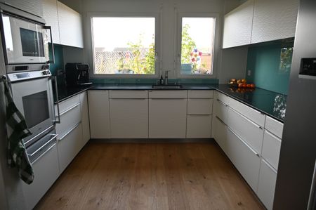 6.5-Zimmer Einfamilienhaus in Adligenswil befristet auf 2 Jahre - Photo 2