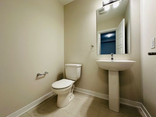 For Lease - 603 FENWICK Way, Barrhaven, Ontario - Photo 1