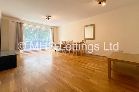 2 Bedroom Apartment for rent in Welton Court - Photo 2