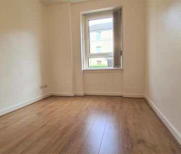 3 bedroom apartment to rent - Photo 4