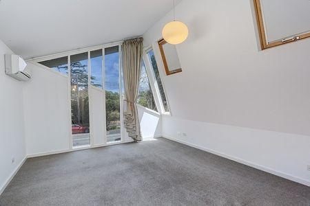 182 New Street, Brighton VIC 3186 - House For Rent | Domain - Photo 5