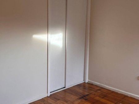 Pet Friendly - Near public Transport - Photo 3