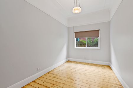 Charm & Character! - Photo 5