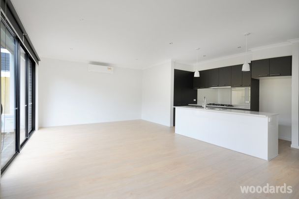 Modern lifestyle & Perfect Location - Photo 1